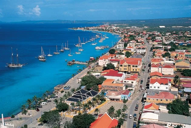 bonaire curacao sailing charter