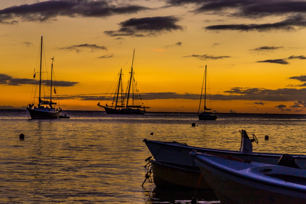 Spanish Virgin Islands Yacht Charters on Esperanza Bay Vieques