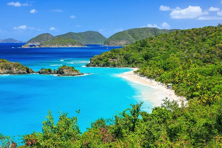 Trunk bay beach | USVI inclusive charter options destination